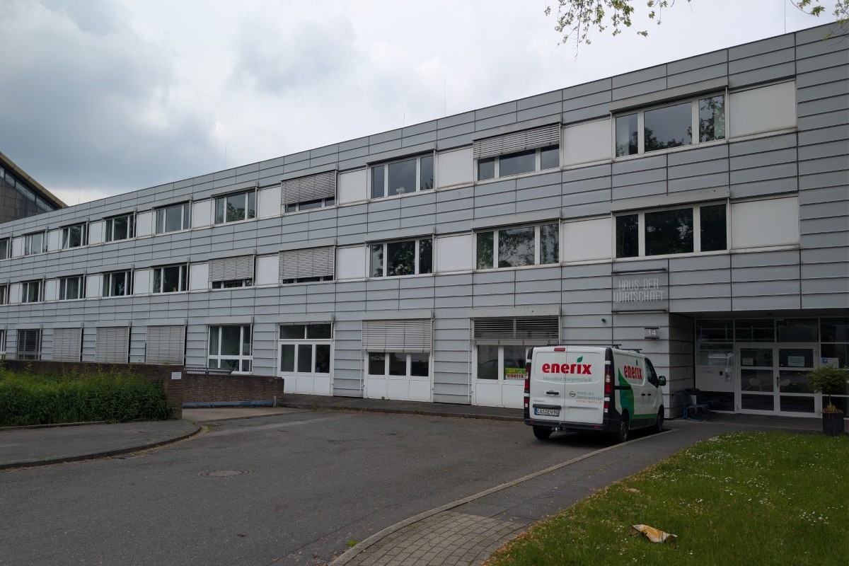 Haus der Wirtschaft am Europaplatz