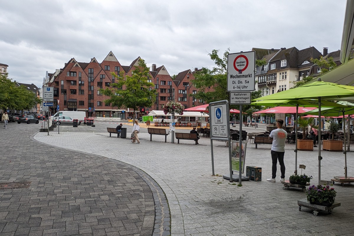 Marktplatz mit Veranstaltung