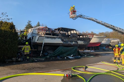 Einsatz der Feuerwehr im März 2026 im Yachthafen Pöppinghausen