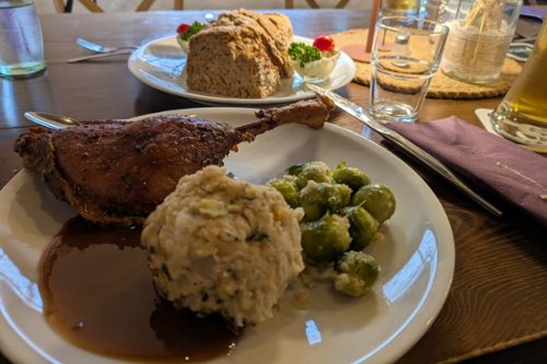 Gänseessen auf Hof Menken