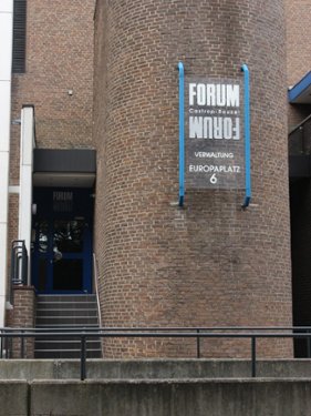 Hinweisschilder Forum und WLT 2011