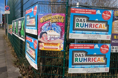 Wilde Plakatierung