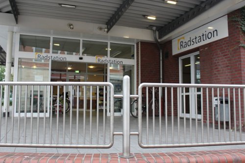 Radstation am Hauptbahnhof 2011